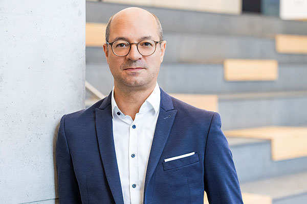 Manuel Bierbaß übernimmt ab Februar 2026 die Leitung der katholischen Sophie-Barat-Schule an der Moorweide (Foto: Christof Haake)