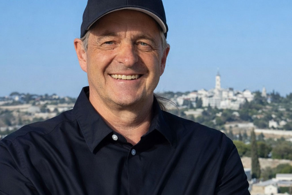 „Nicht hassen! Trotz allem.“ Unter diesem eindringlichen Titel hat der Theologe, Priester und Autor Msgr. Stephan Wahl jetzt bei unserer Lesung in der Katholischen Akademie Hamburg und in Kooperation mit der Abteilung Schule und Hochschule bewegende Einblicke in sein Leben und Denken gegeben.