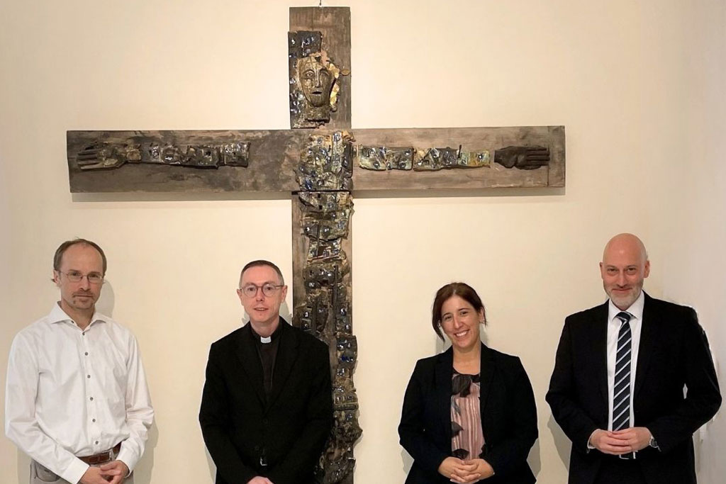 Dr. Christopher Haep (Abteilungsleitung Schule und Hochschule im Erzbistum Hamburg) sowie Dr. Burkhard Conrad (Referatsleitung Schule und Hochschule) waren heute Vormittag zu Gast im Dikasterium für Kultur und Bildung im Vatikan.